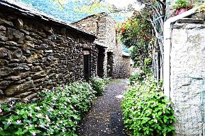 2018 07 14 AU 21 UNE BALADE AU VILLAGE MEDIEVAL D EVOL - PYRENEES ORIENTALES (28)
